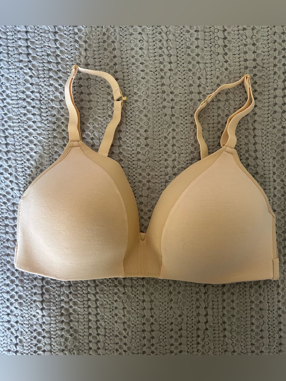 Lively Nude Wireless T-Shirt Bra Size 34D